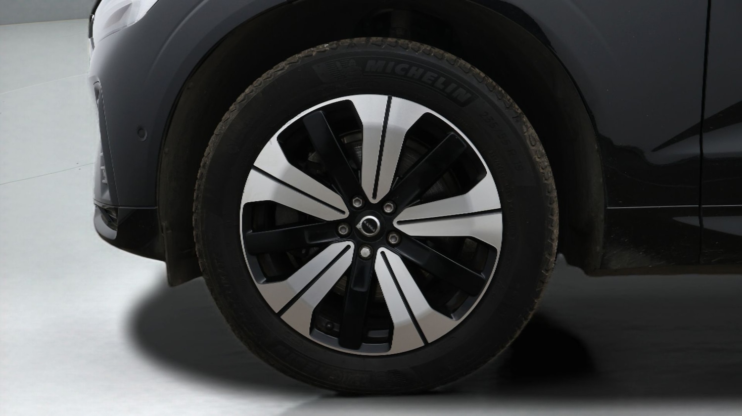 Used Volvo XC60 2023 for sale - 77616075: Photo 18