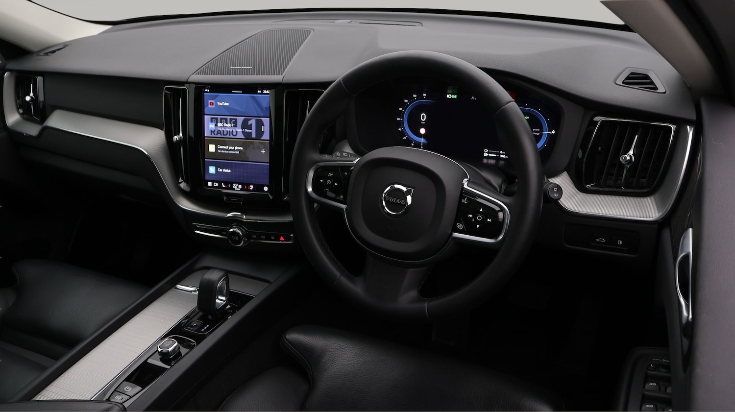 Used Volvo XC60 2023 for sale - 77616075: Photo 9