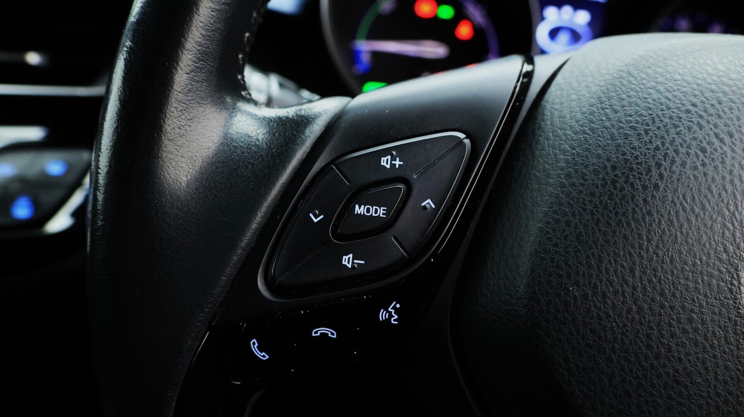 Used Toyota C-HR 2021 for sale - 76137706: Photo 25