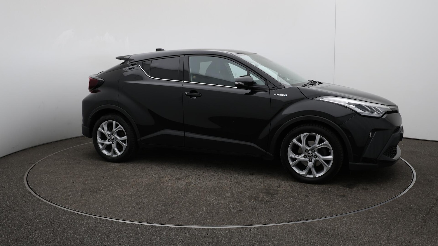 Used Toyota C-HR 2021 for sale - 76137706: Photo 47