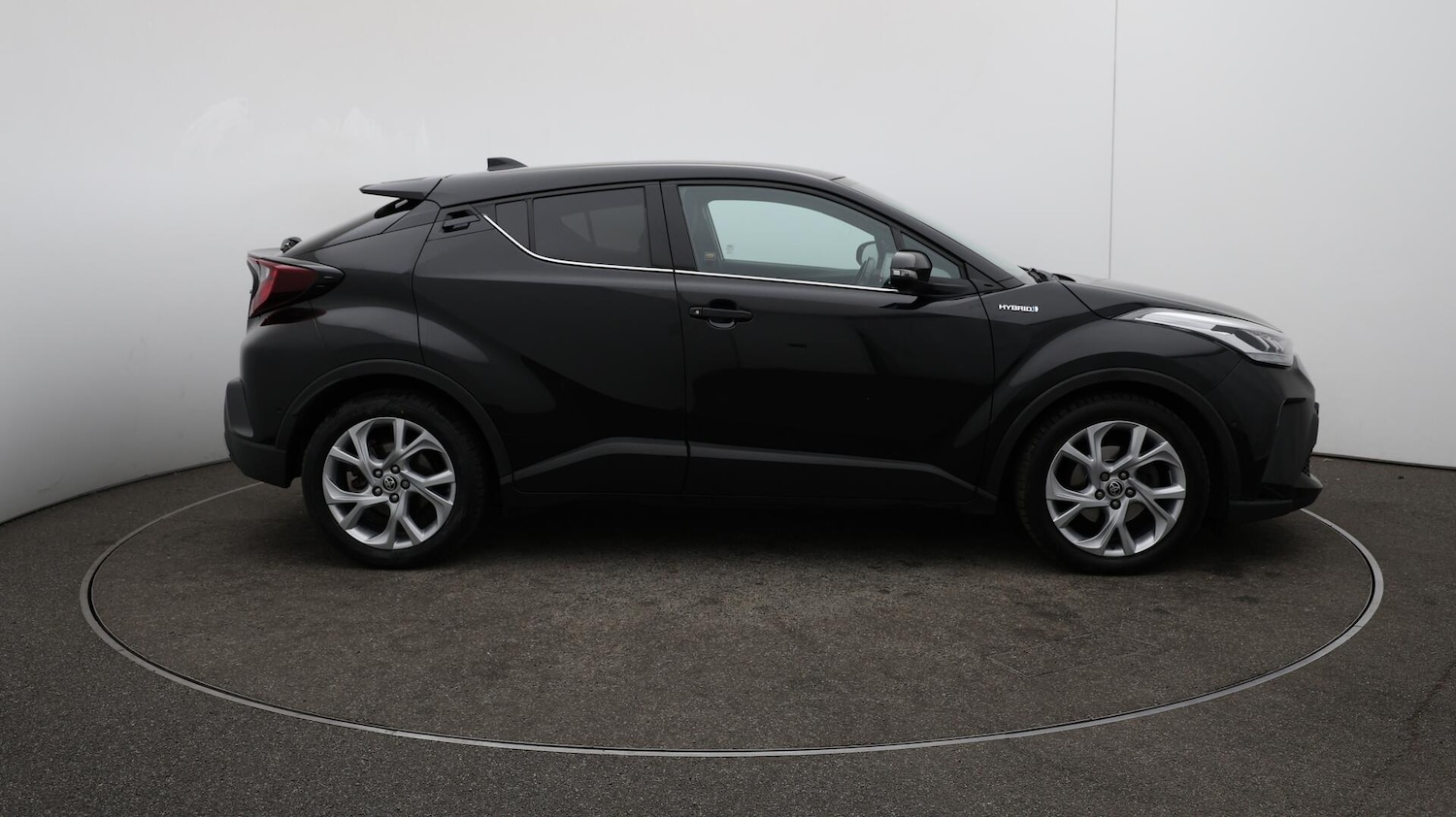 Used Toyota C-HR 2021 for sale - 76137706: Photo 50