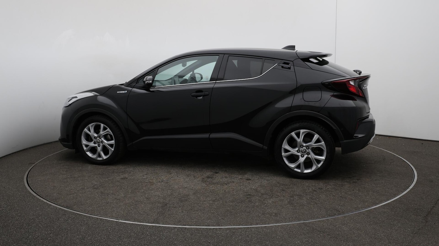 Used Toyota C-HR 2021 for sale - 76137706: Photo 60