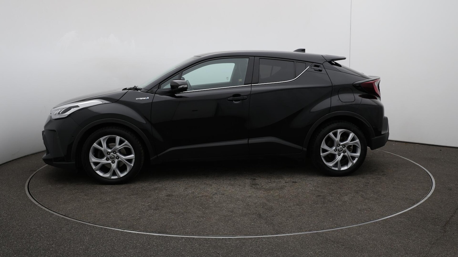 Used Toyota C-HR 2021 for sale - 76137706: Photo 67