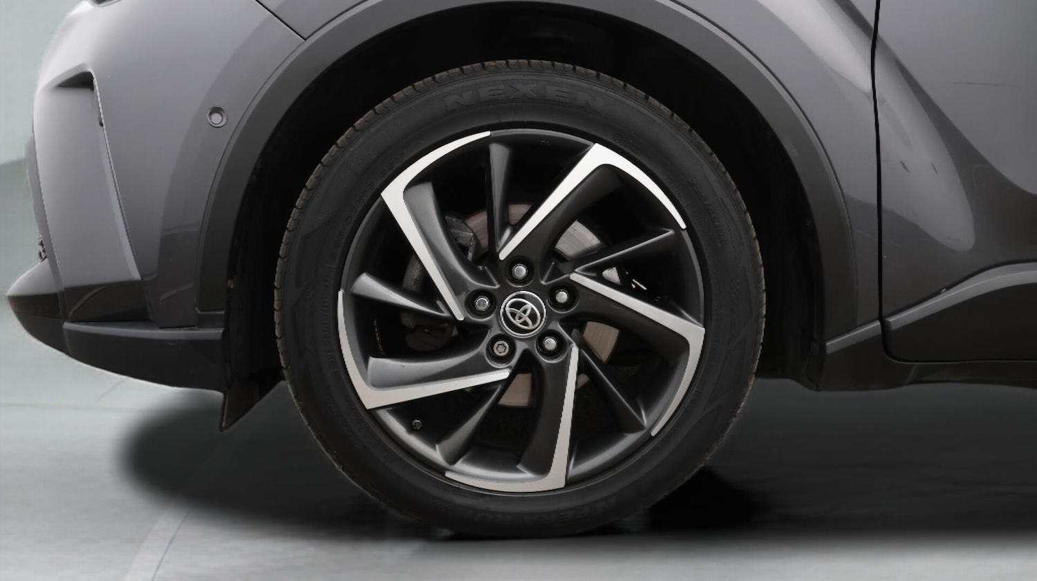 Used Toyota C-HR 2020 for sale - 76657081: Photo 19