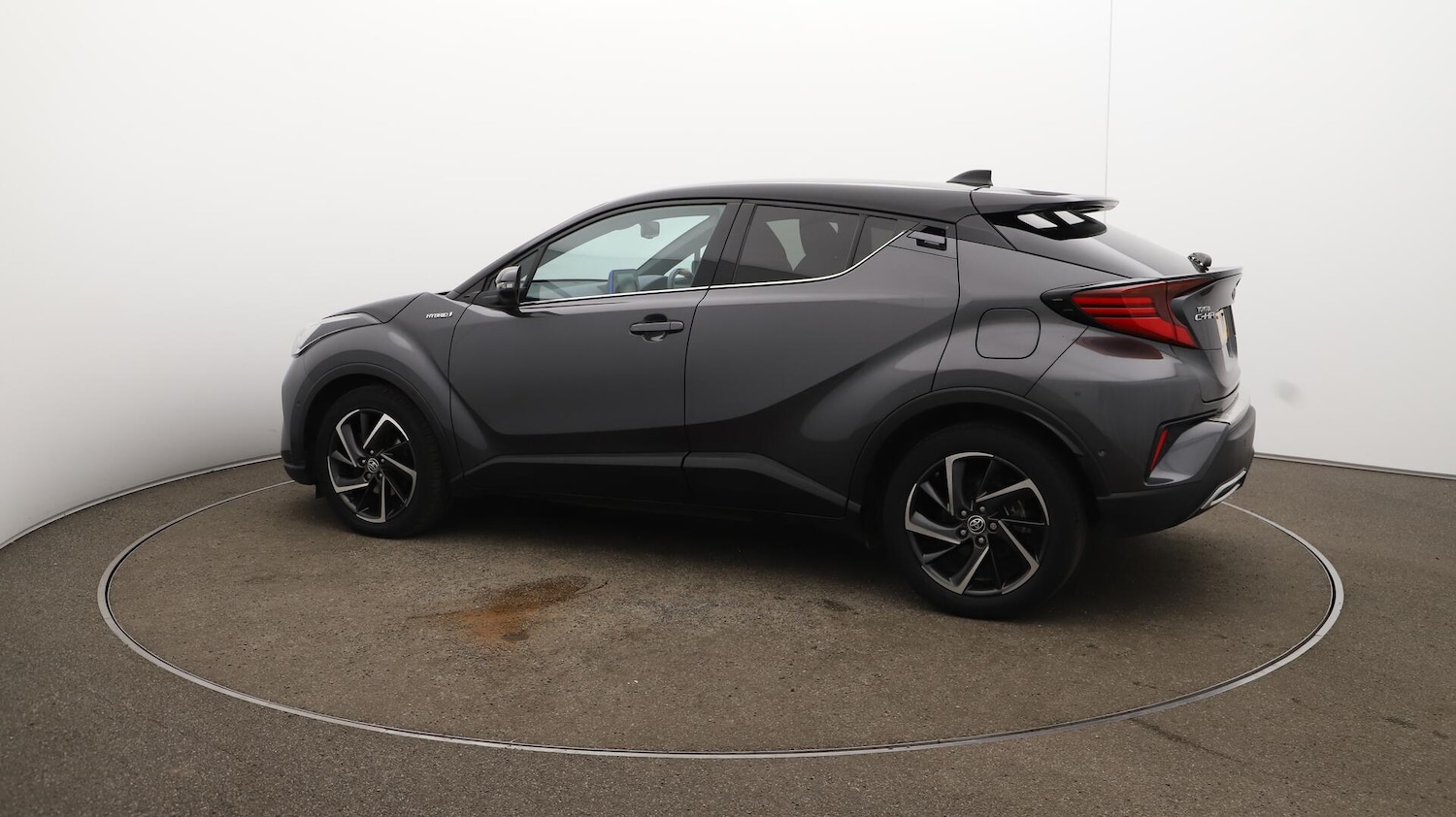 Used Toyota C-HR 2020 for sale - 76657081: Photo 48