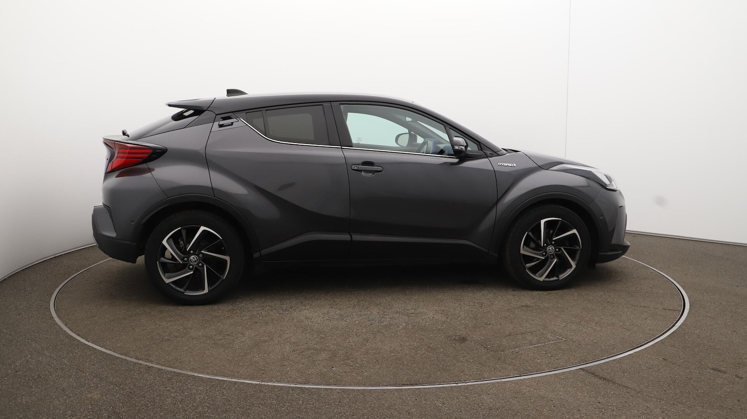 Used Toyota C-HR 2020 for sale - 76657081: Photo 51