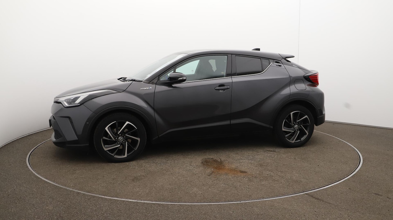 Used Toyota C-HR 2020 for sale - 76657081: Photo 67