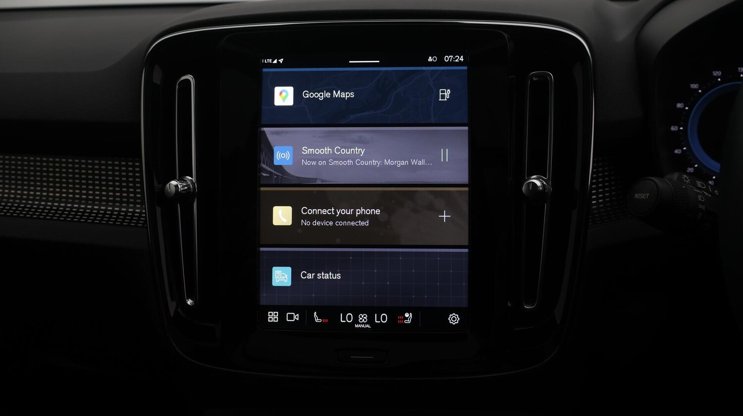 Used Volvo XC40 2021 for sale - 76537765: Photo 12