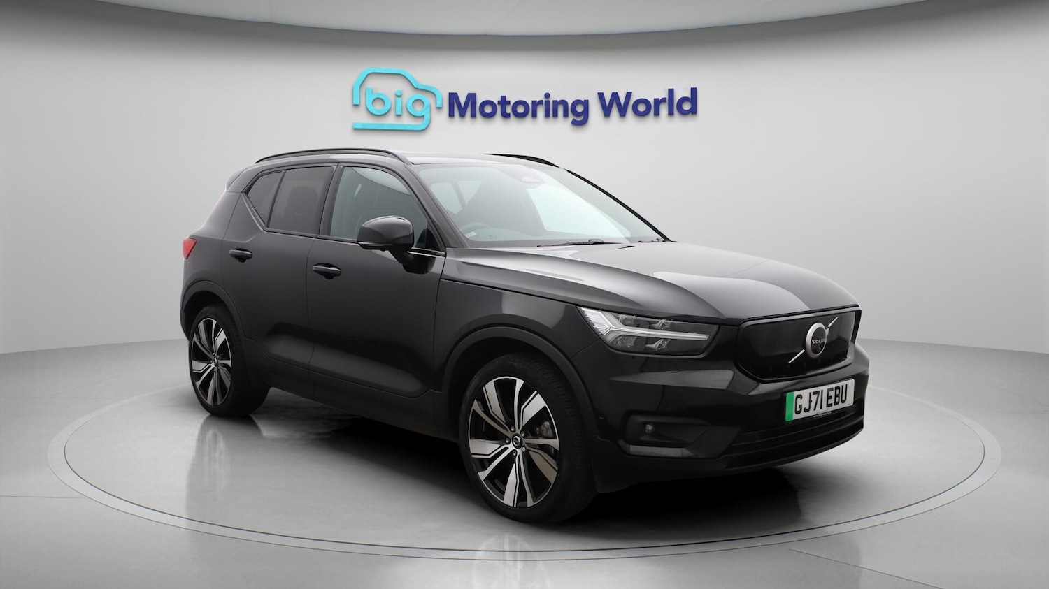 Used Volvo XC40 2021 for sale - 76537765: Photo 2