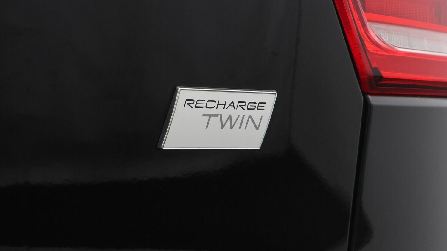 Used Volvo XC40 2021 for sale - 76537765: Photo 25