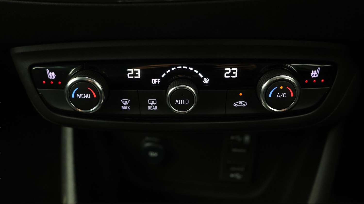 Used Vauxhall Crossland 2024 for sale - 77661476: Photo 12