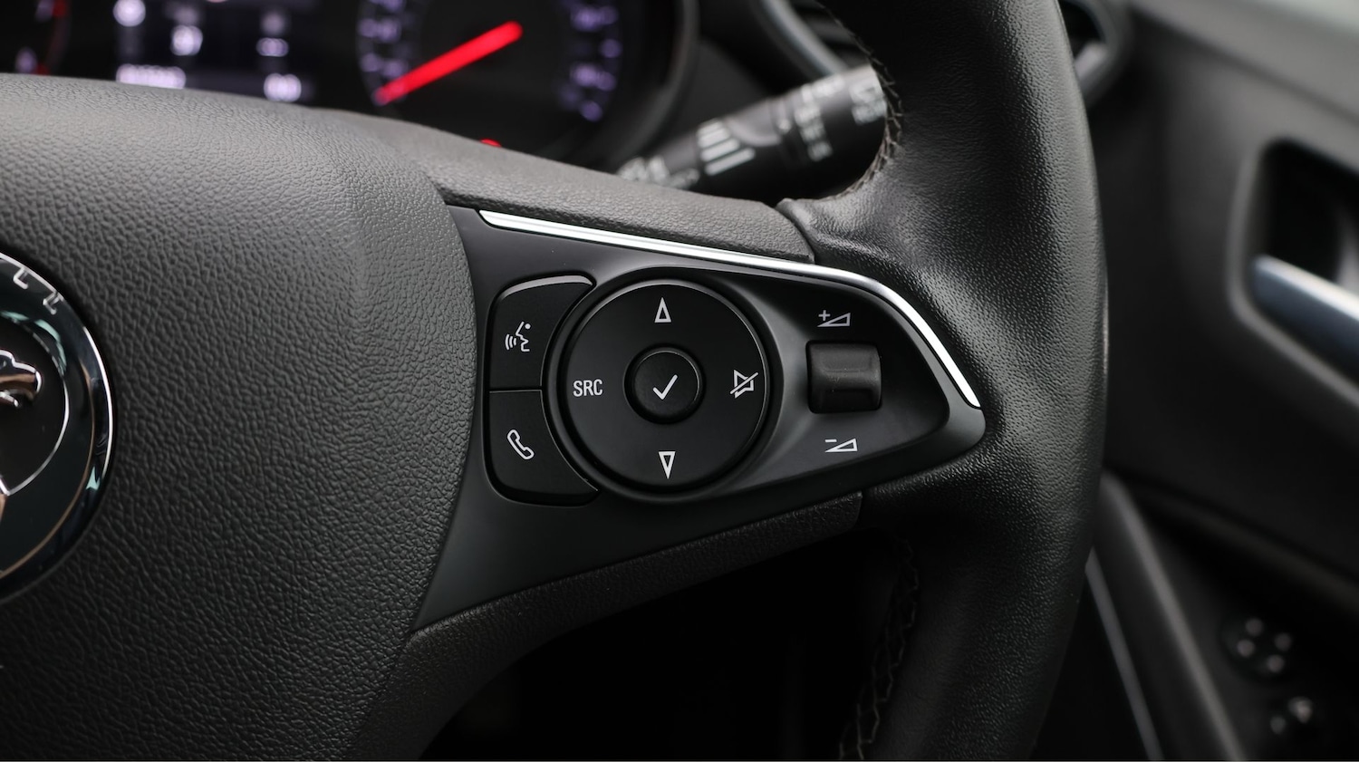 Used Vauxhall Crossland 2024 for sale - 77661476: Photo 21