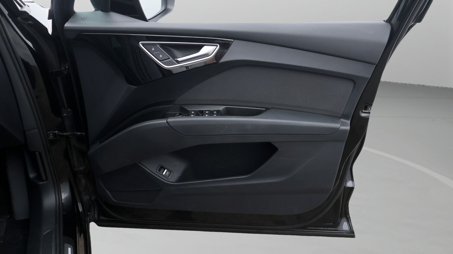 Used Audi Q4 e-tron for sale - 77271118: Photo 15