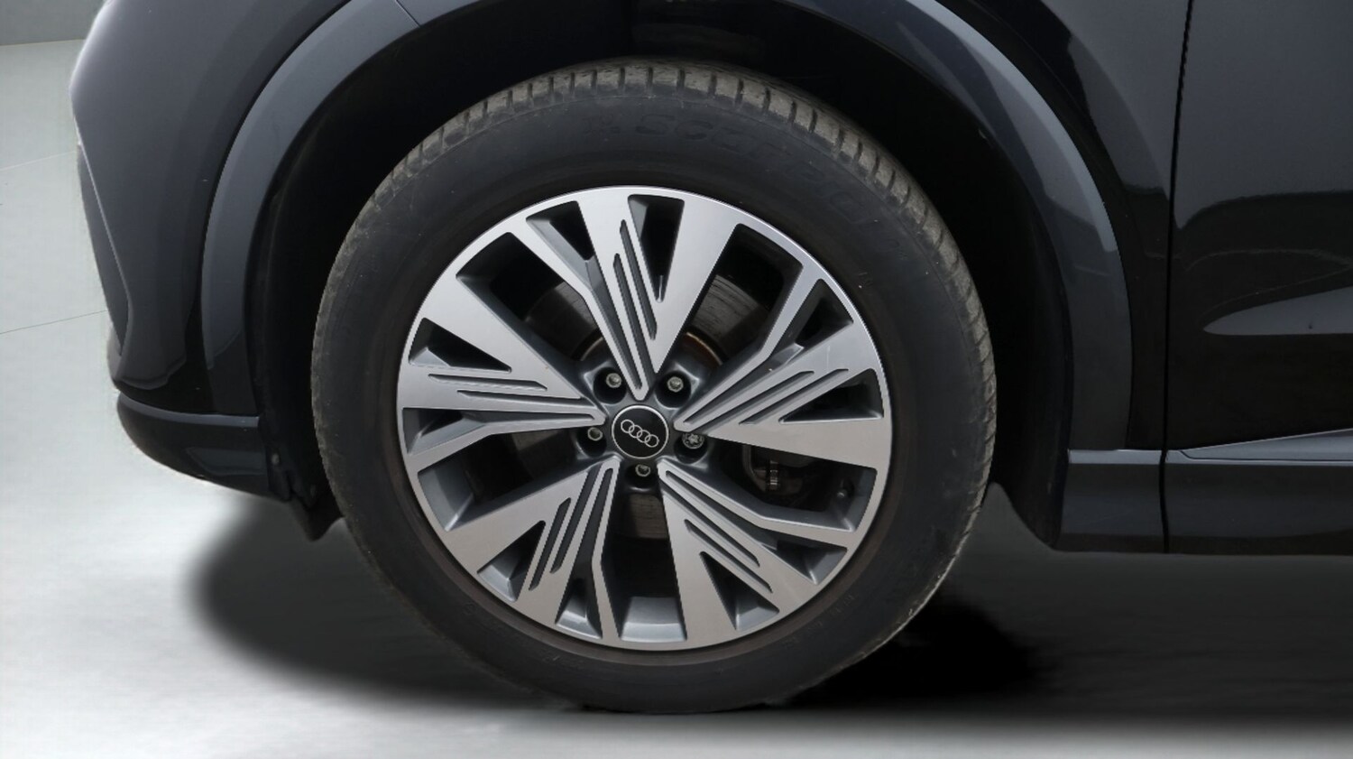 Used Audi Q4 e-tron for sale - 77271118: Photo 18