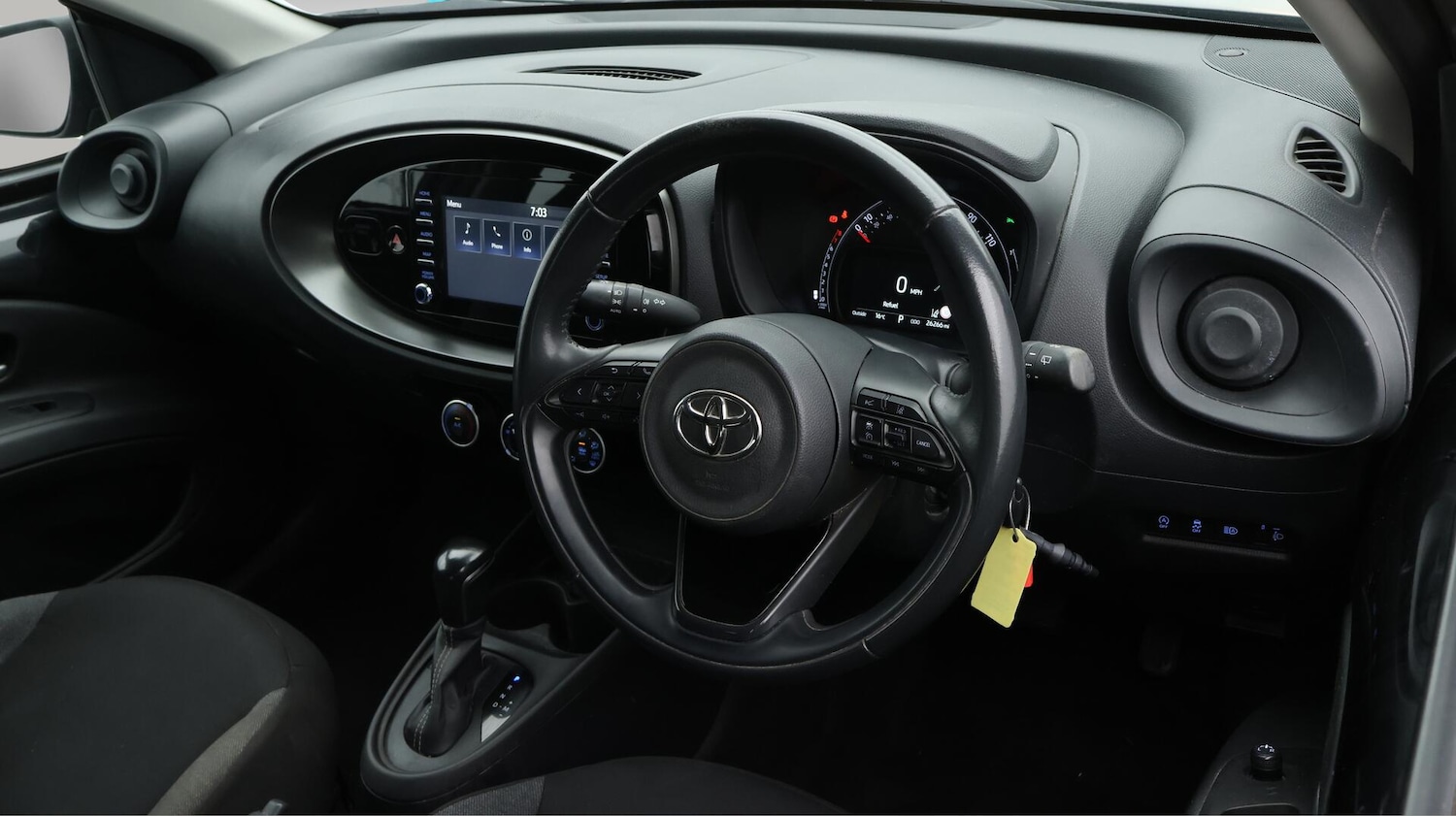 Used Toyota Aygo X 2022 for sale - 76388736: Photo 10