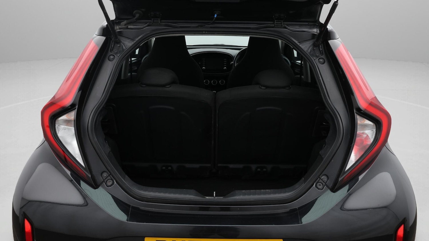 Used Toyota Aygo X 2022 for sale - 76388736: Photo 18