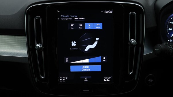 Used Volvo XC40 2021 for sale - 75696988: Photo 17