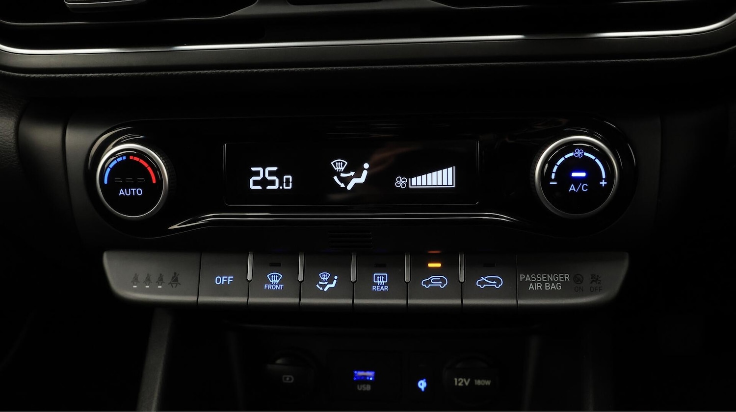 Used Hyundai KONA 2022 for sale - 76409589: Photo 13