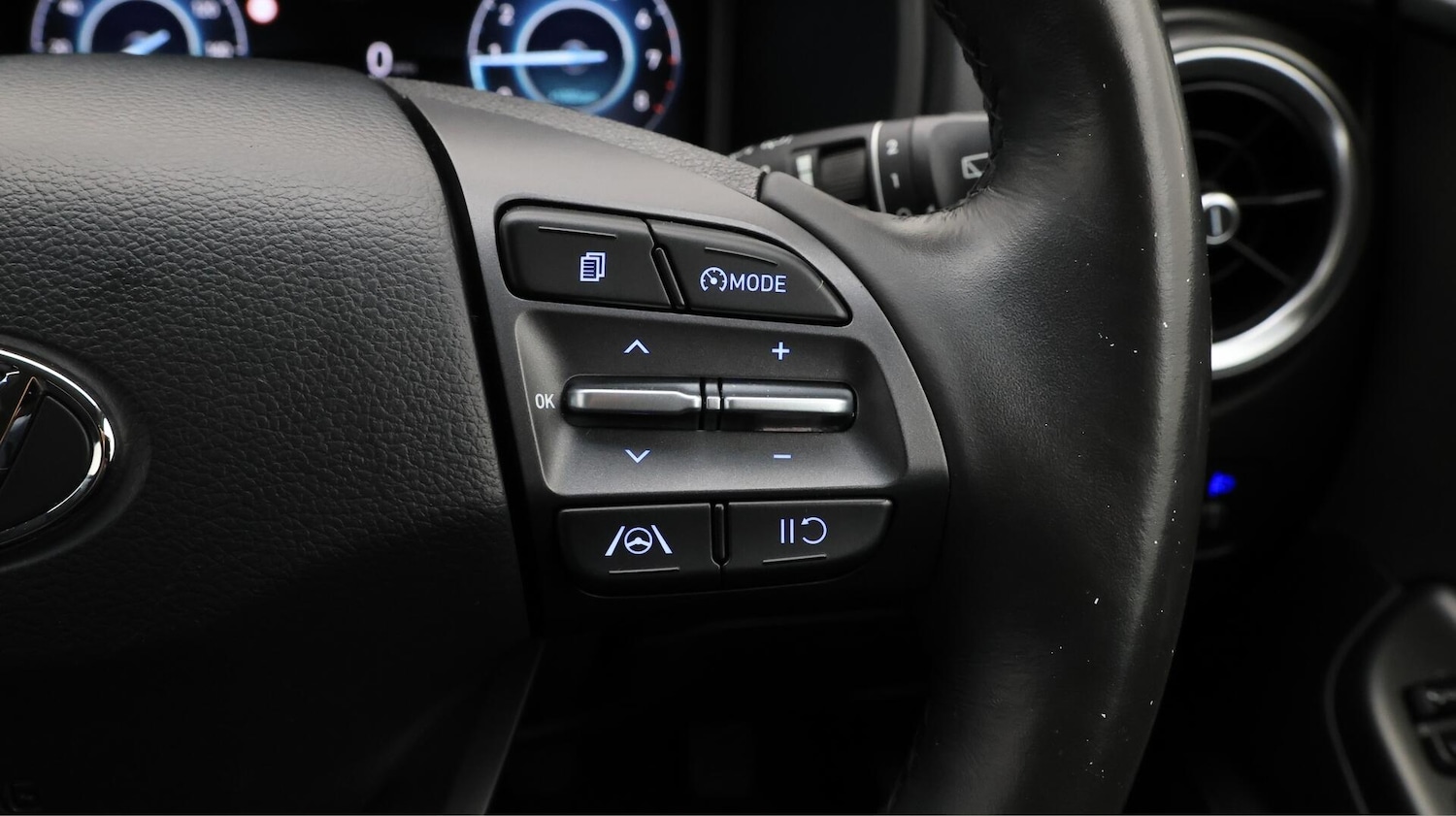 Used Hyundai KONA 2022 for sale - 76409589: Photo 25