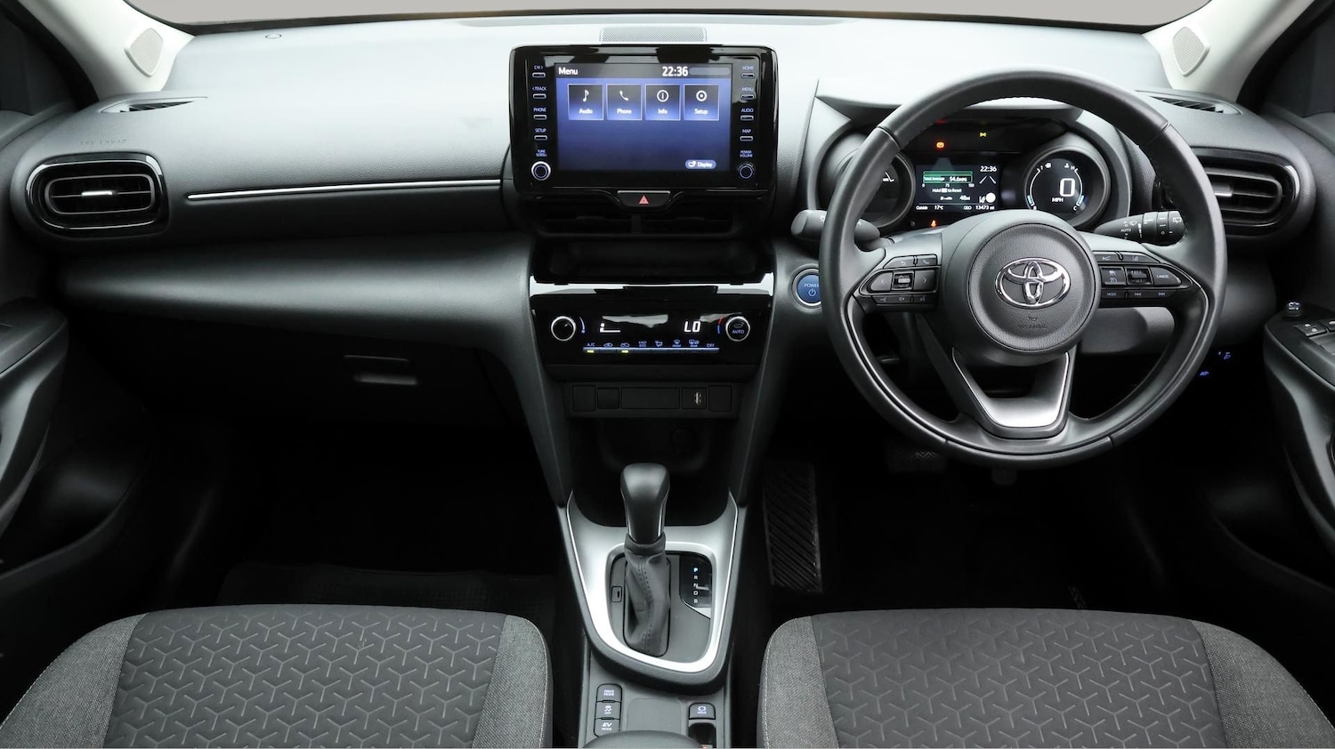 Used Toyota Yaris Cross 2023 for sale - 77582467: Photo 13