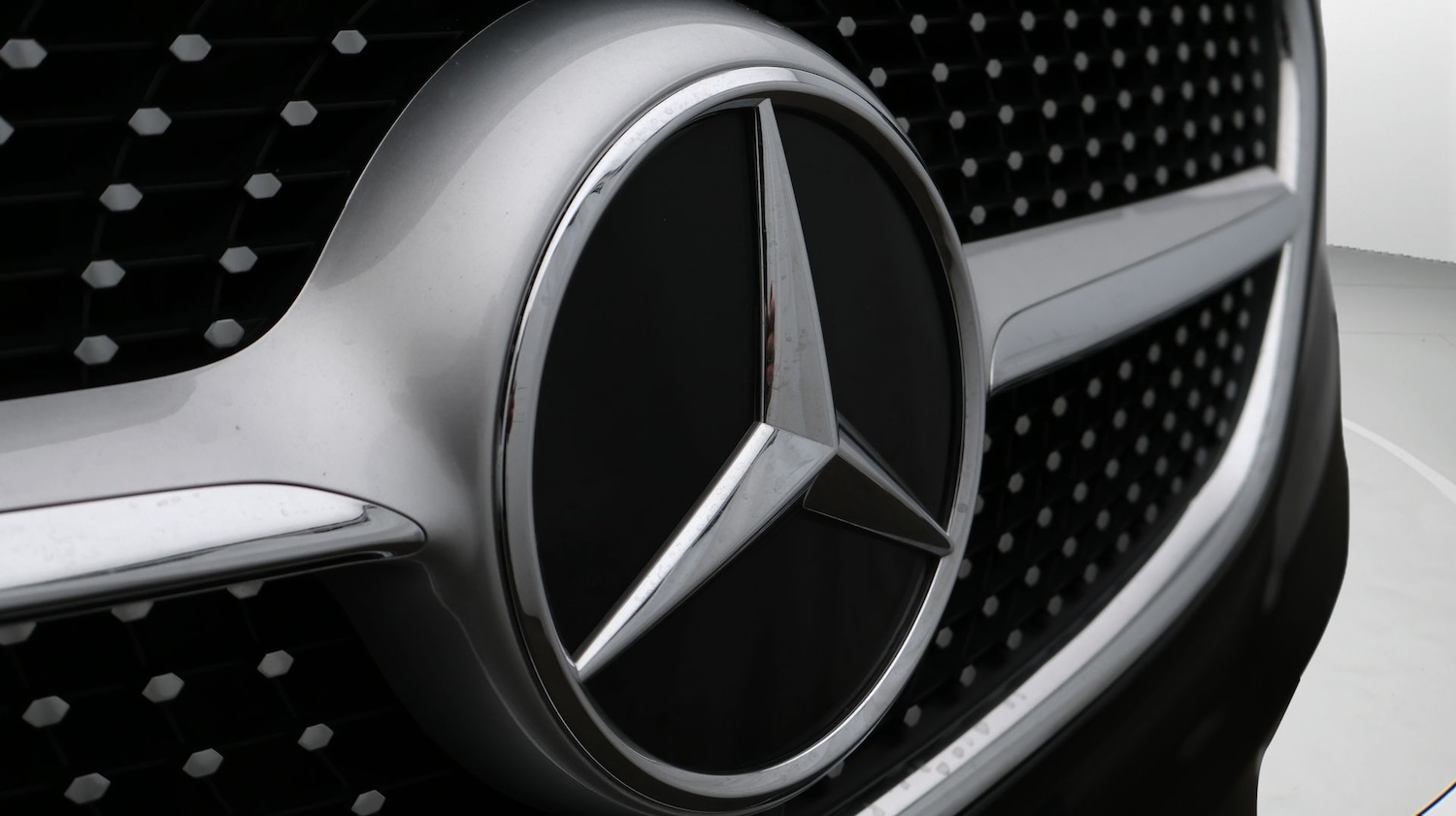 Used Mercedes-Benz V-Class 2023 for sale - 77963031: Photo 23