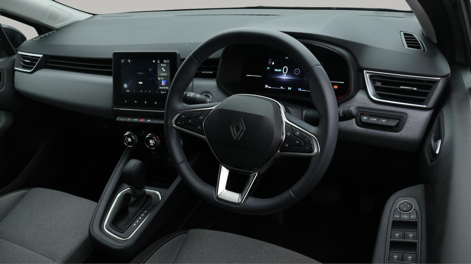 Used Renault Clio 2025 for sale - 76632903: Photo 10