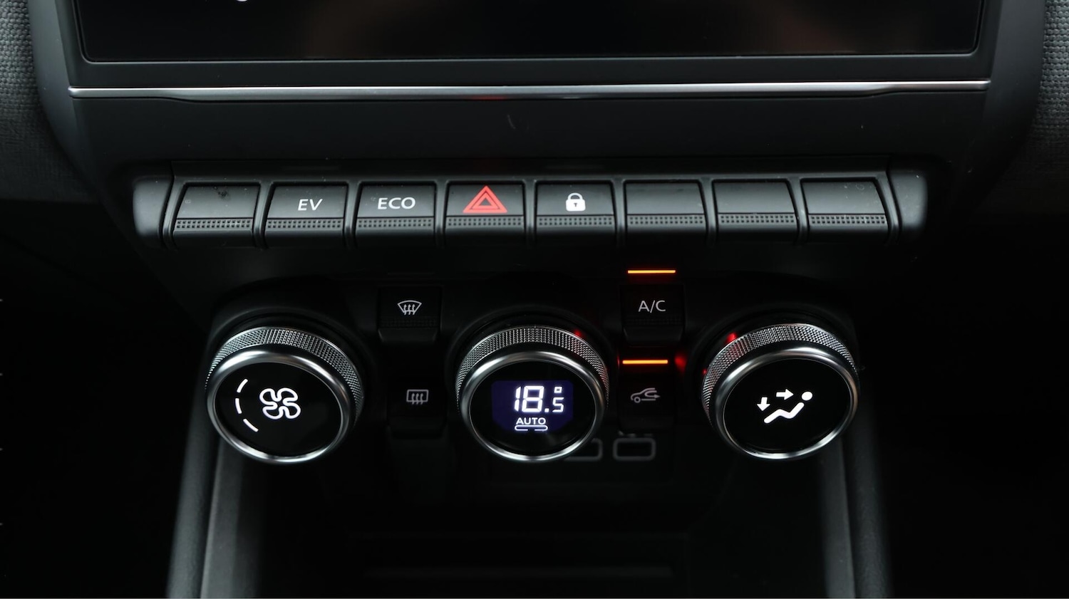 Used Renault Clio 2025 for sale - 76632903: Photo 13