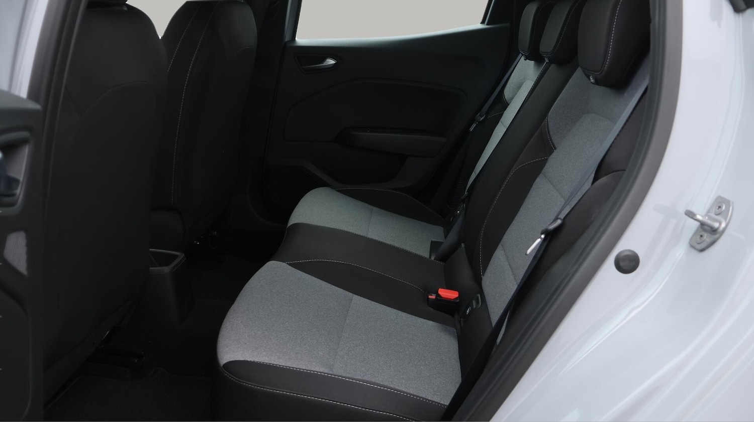 Used Renault Clio 2025 for sale - 76632903: Photo 17