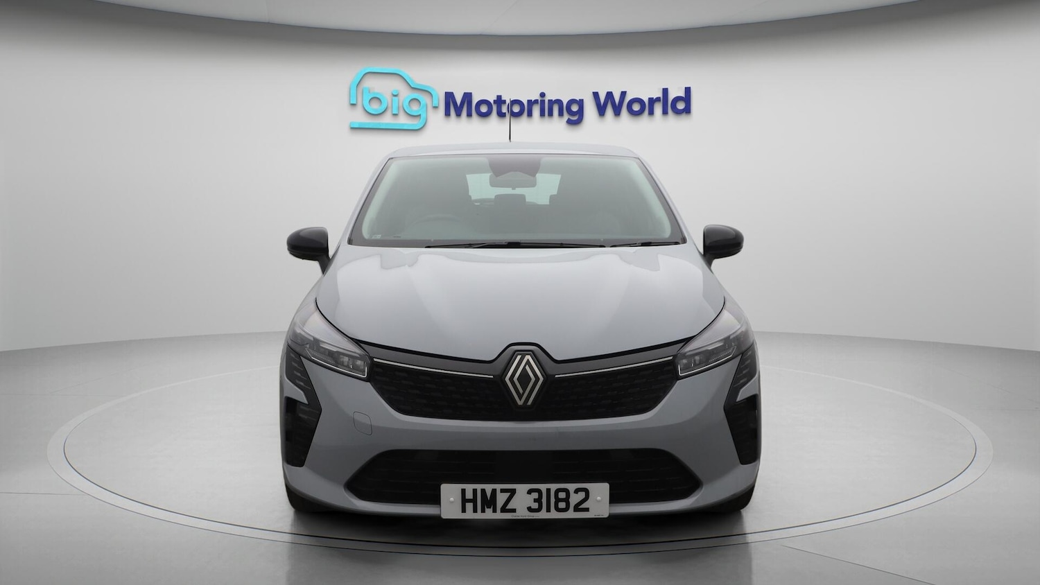 Used Renault Clio 2025 for sale - 76632903: Photo 3