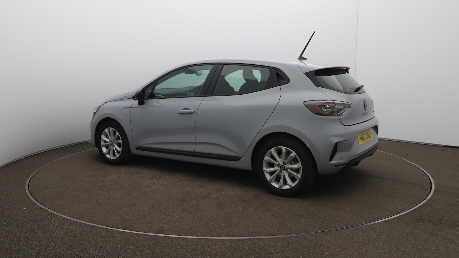 Used Renault Clio 2025 for sale - 76632903: Photo 36