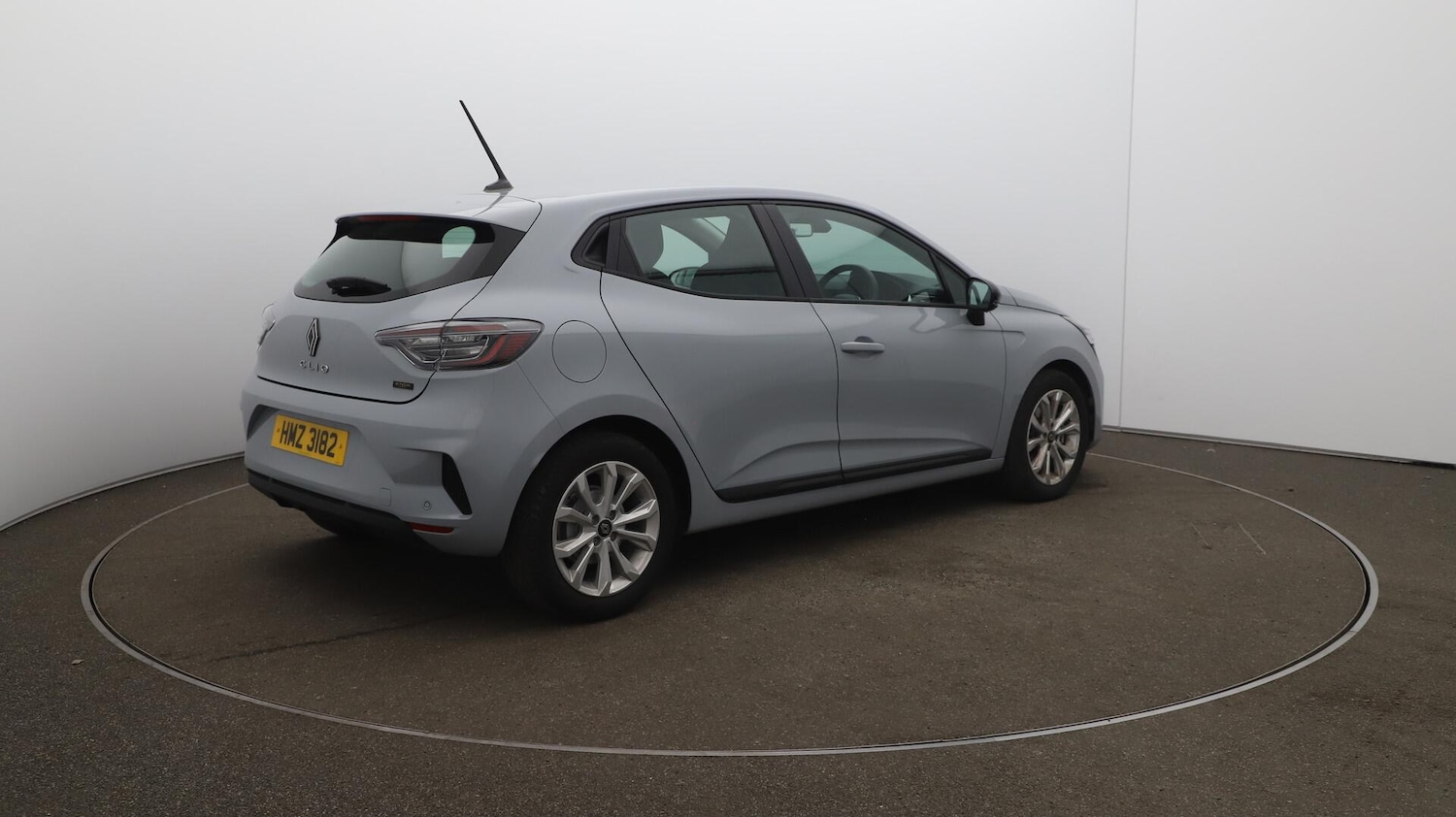 Used Renault Clio 2025 for sale - 76632903: Photo 53