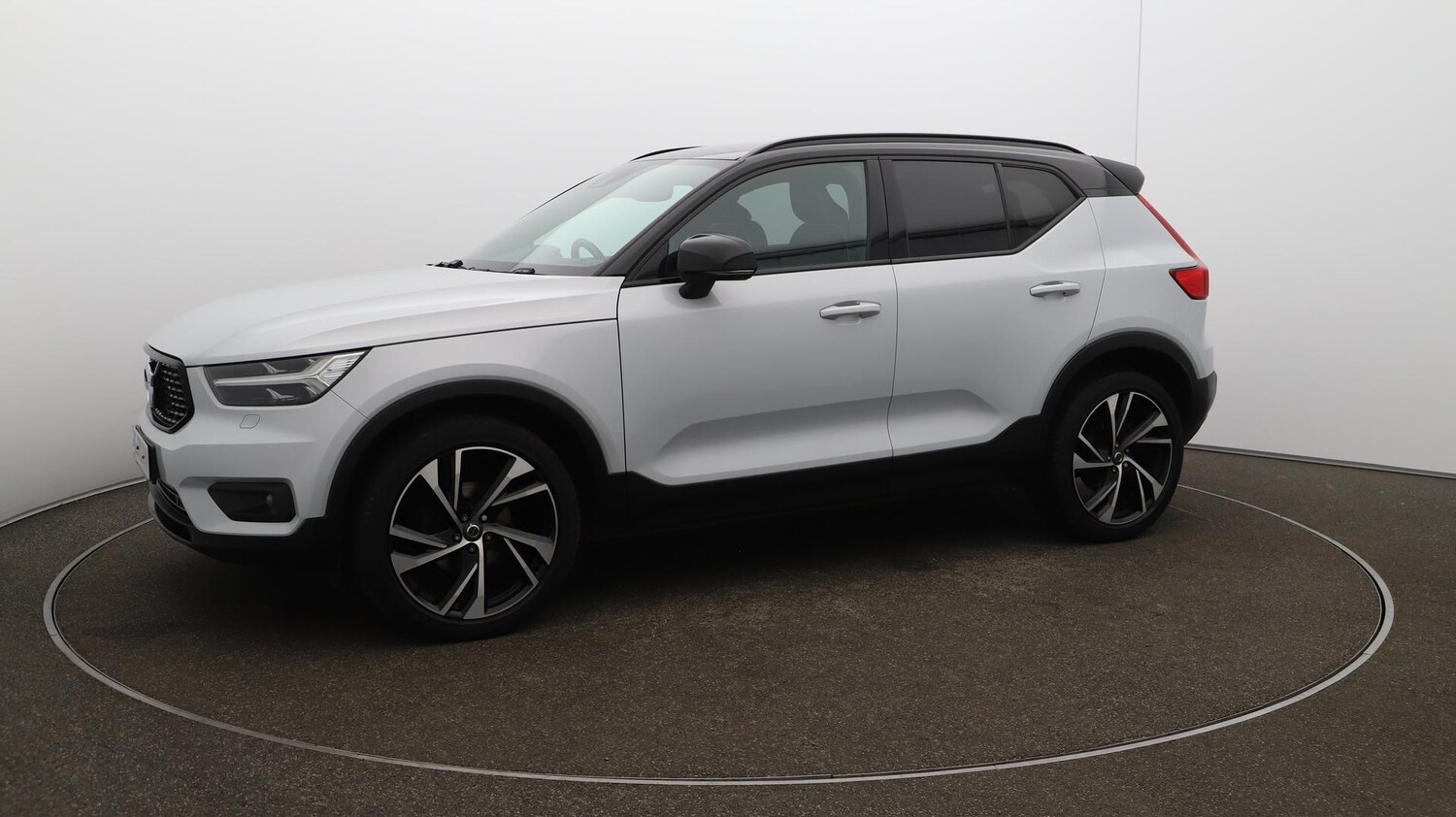 Used Volvo XC40 2020 for sale - 76634024: Photo 66