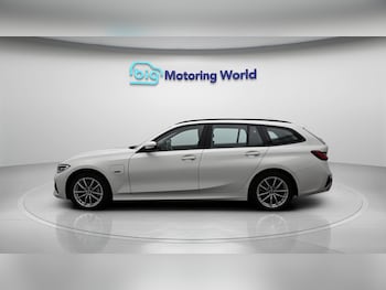 Used BMW 3 Series 2022 for sale - 79467832: Photo