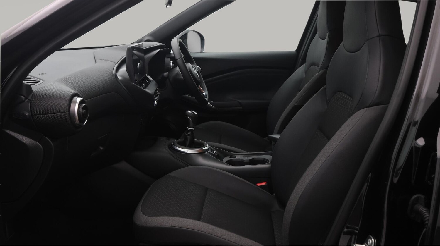 Used Nissan Juke 2025 for sale - 76701909: Photo 15