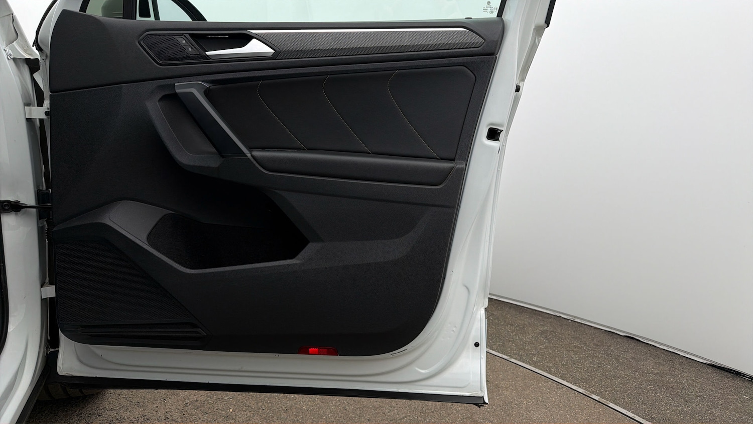 Used Volkswagen Tiguan 2021 for sale - 77947221: Photo 14