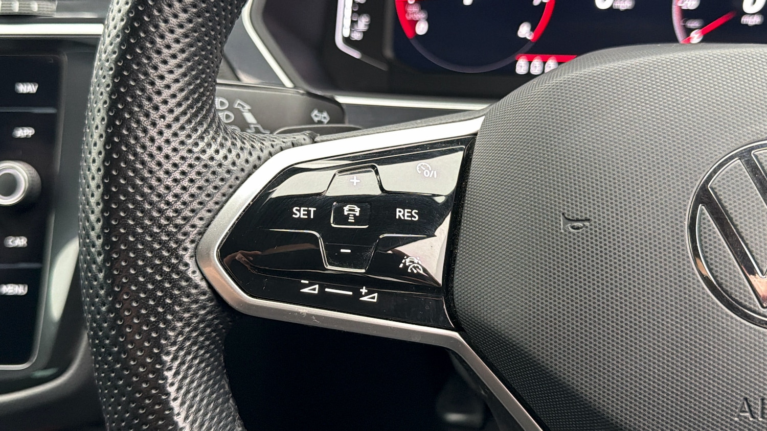 Used Volkswagen Tiguan 2021 for sale - 77947221: Photo 23