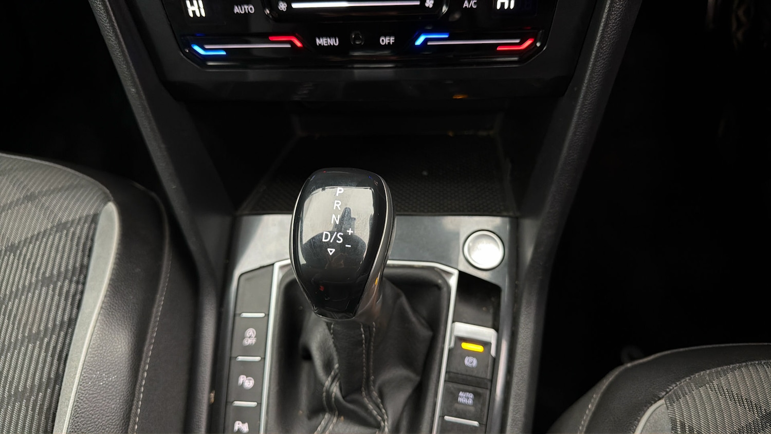 Used Volkswagen Tiguan 2021 for sale - 77947221: Photo 25