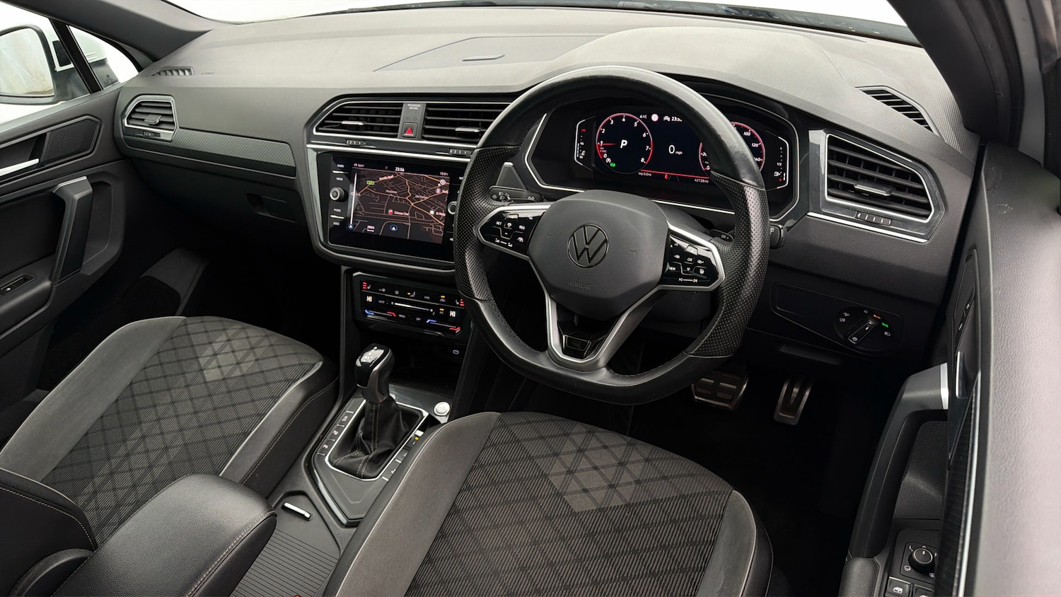 Used Volkswagen Tiguan 2021 for sale - 77947221: Photo 9