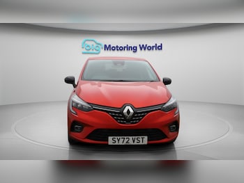Used Renault Clio 2022 for sale - 76657311: Photo