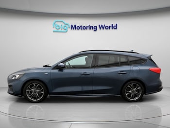 Used Ford Focus 2022 for sale - 79554377: Photo