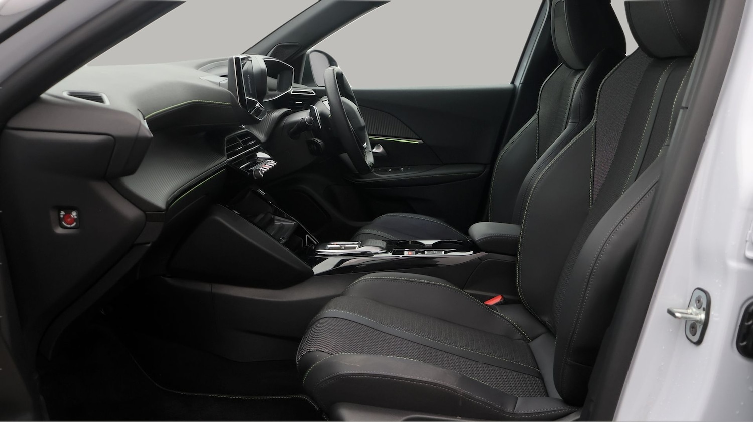 Used Peugeot 2008 2024 for sale - 77201104: Photo 14