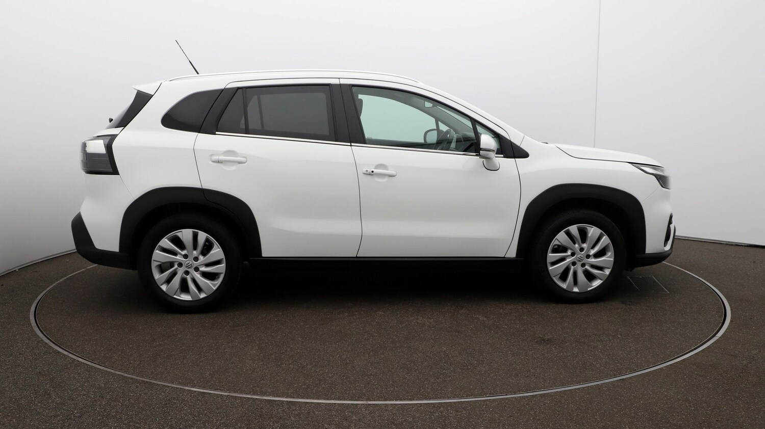 Used Suzuki SX4 S-Cross for sale - 76808951: Photo 42