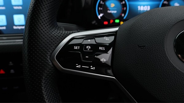 Used Volkswagen Golf 2021 for sale - 76250974: Photo 26