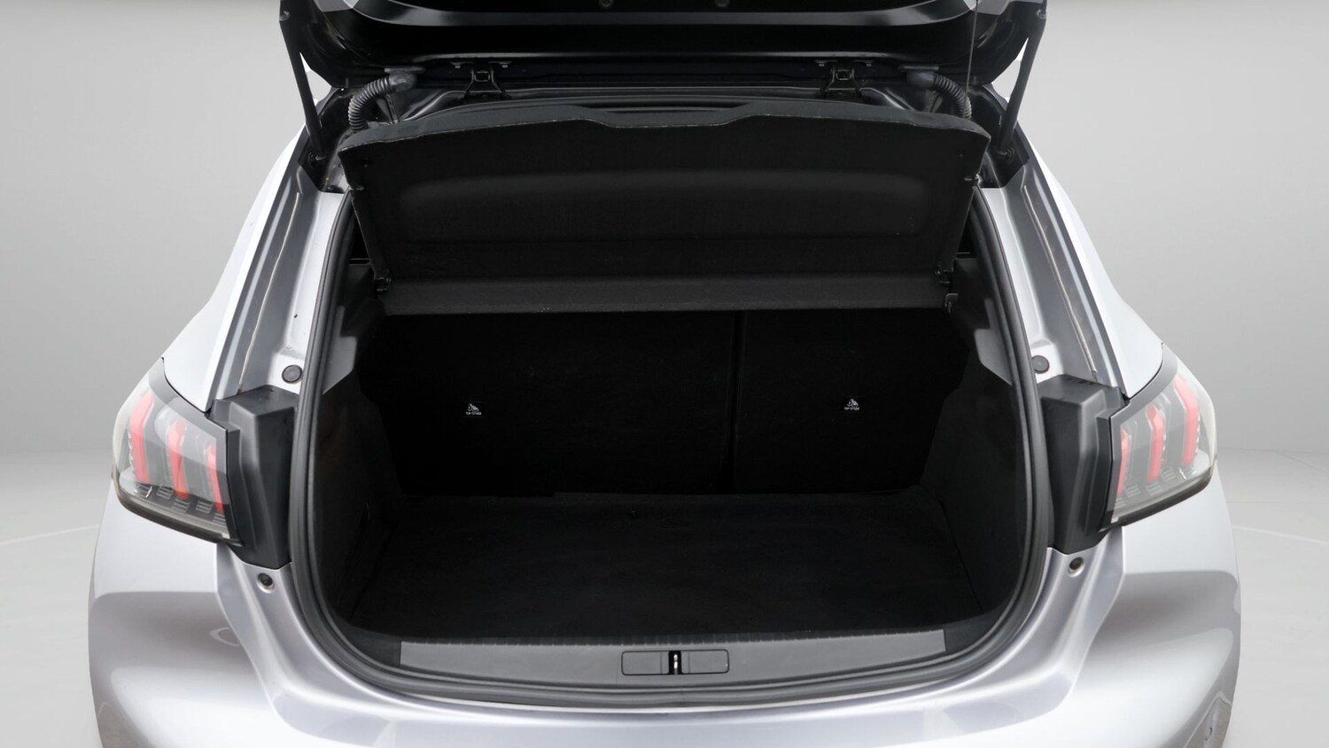 Used Peugeot 208 2023 for sale - 77523468: Photo 17