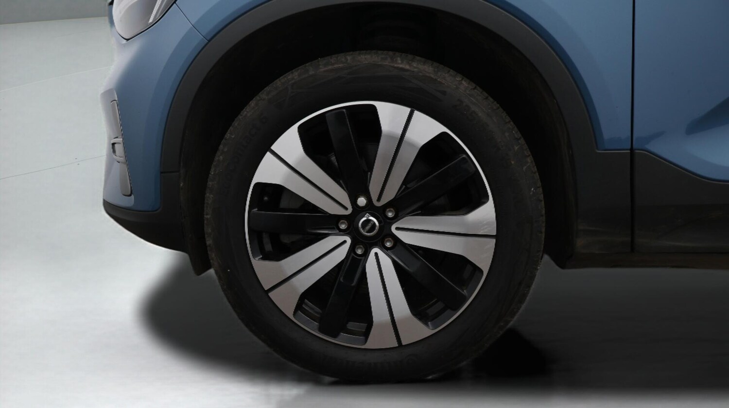 Used Volvo XC40 2023 for sale - 76457796: Photo 19