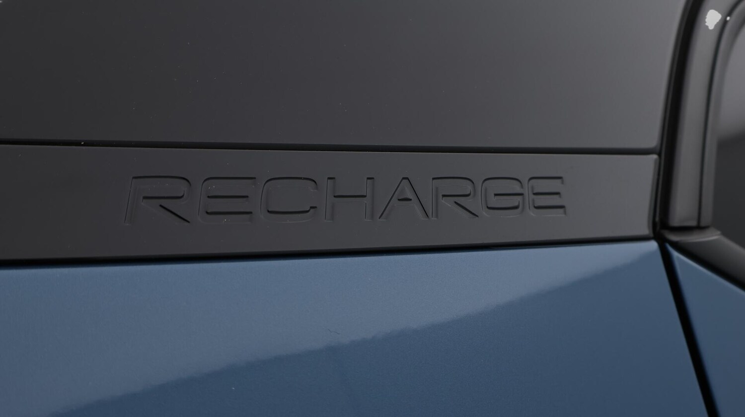 Used Volvo XC40 2023 for sale - 76457796: Photo 24