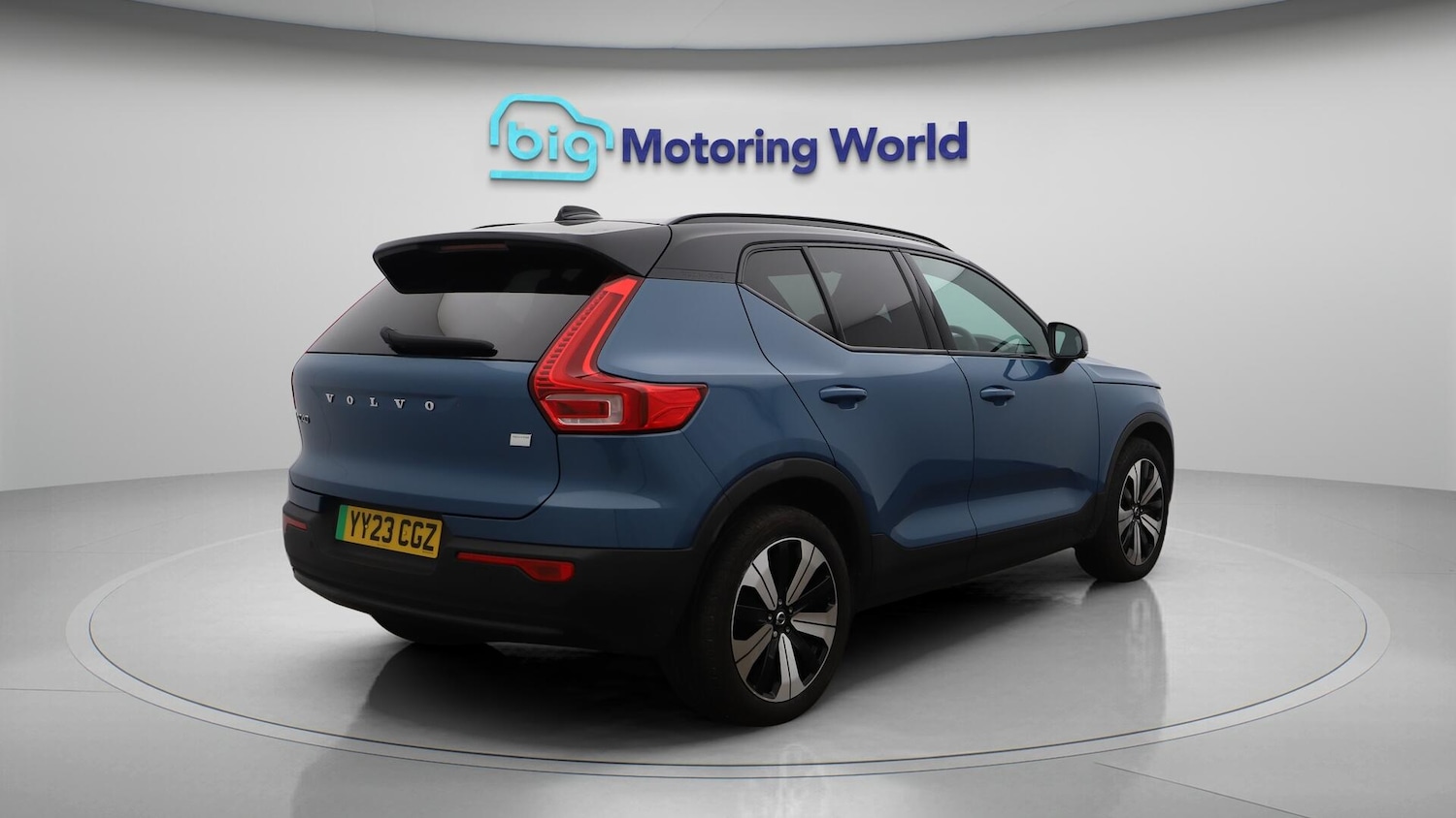 Used Volvo XC40 2023 for sale - 76457796: Photo 8