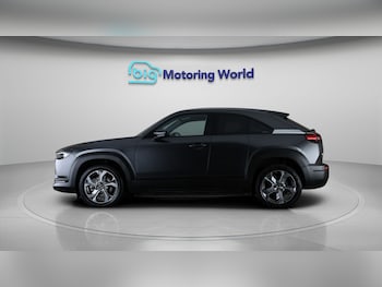 Used Mazda MX-30 2023 for sale - 78040399: Photo