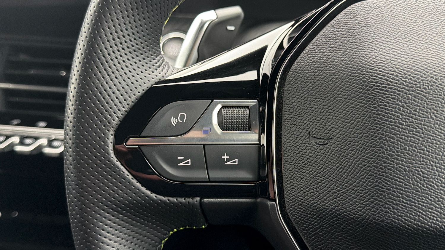 Used Peugeot 208 2023 for sale - 77916300: Photo 23