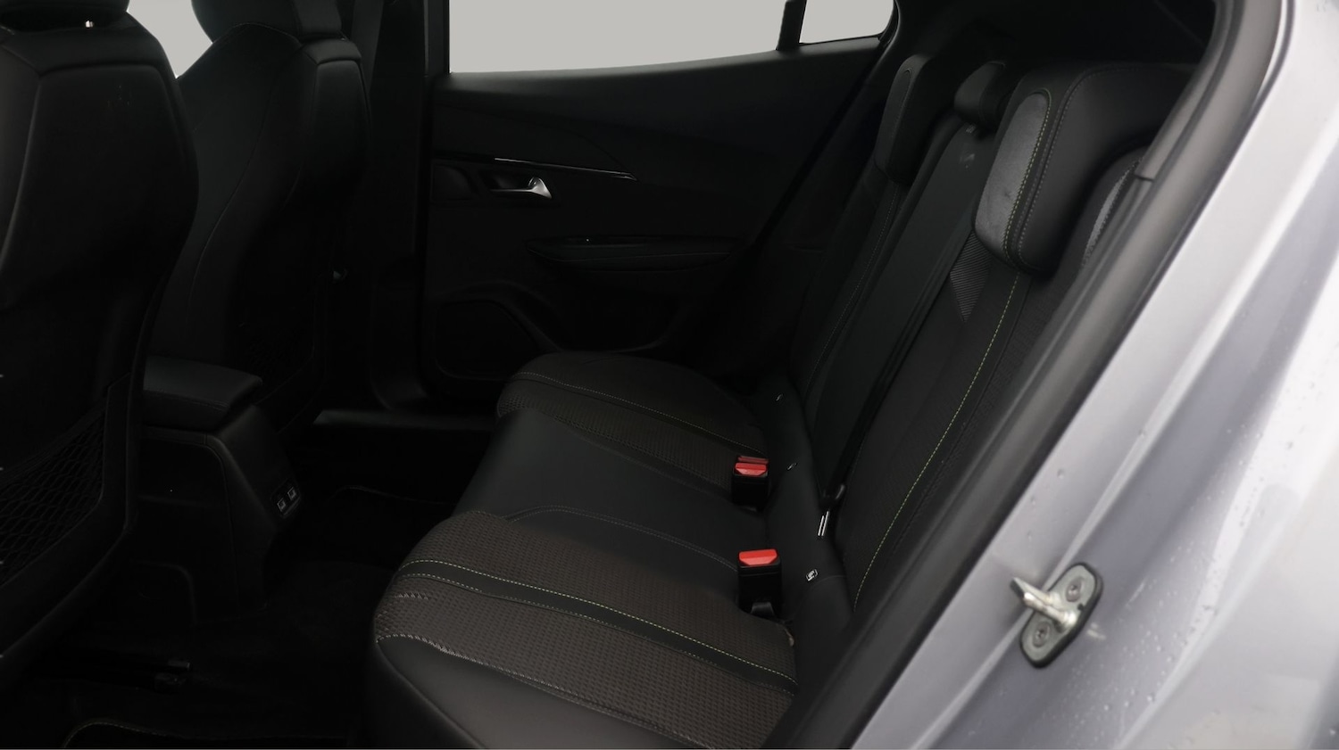 Used Peugeot 2008 2022 for sale - 77628949: Photo 16